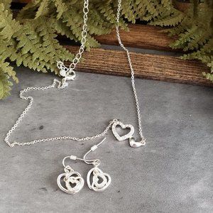 Avon Loving Moments Set